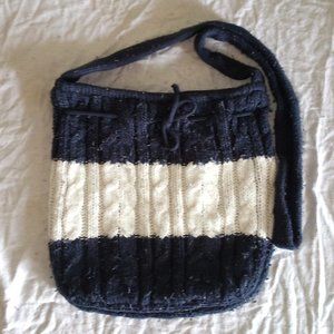Aeropostale Navy And White Cable Knit Sweater Crossbody Purse And Cable